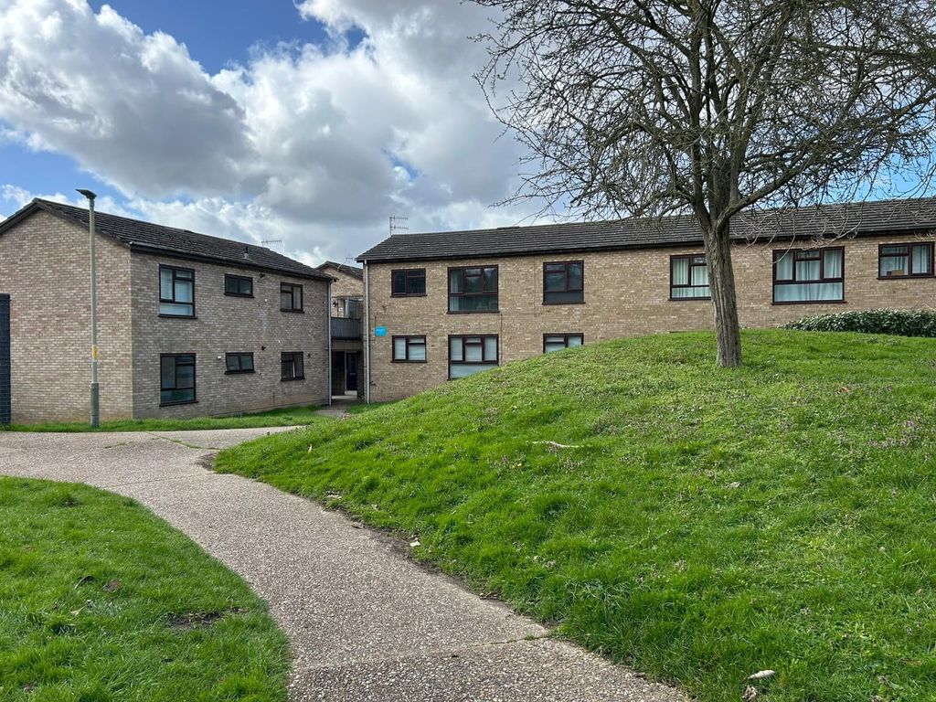 Property photo 1 of 4