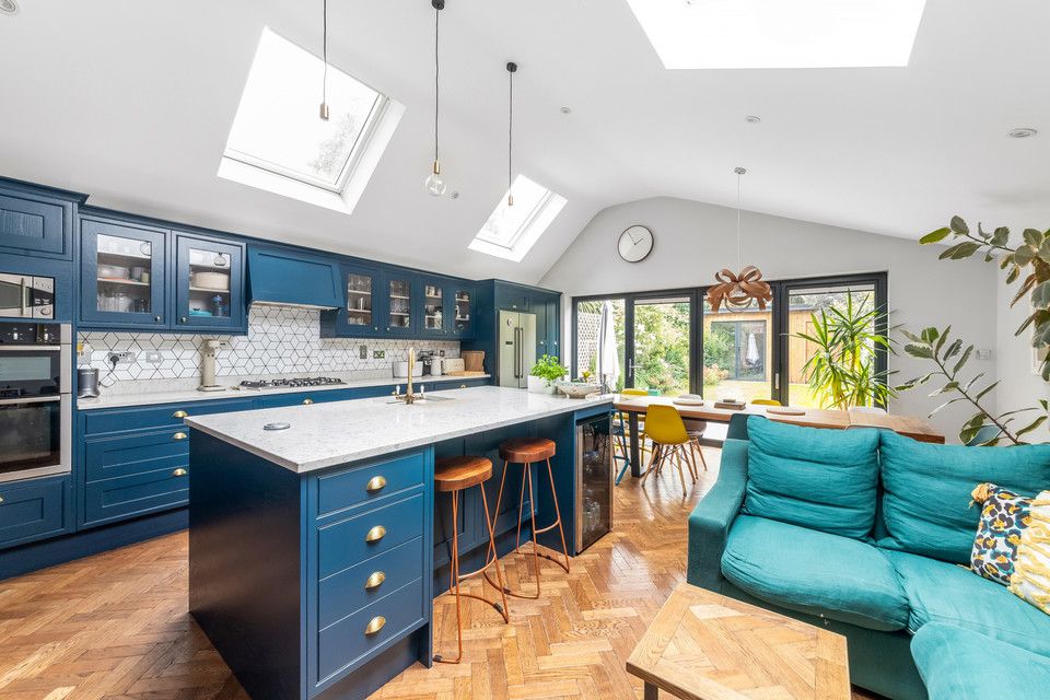 Property photo 1 of 18