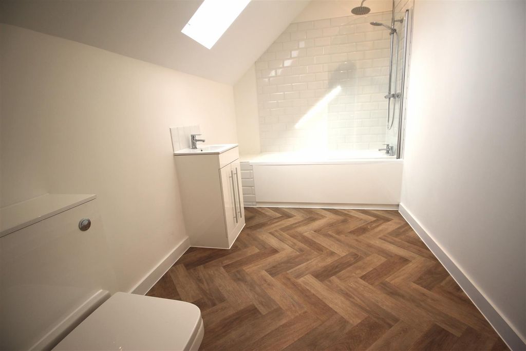 Property photo 3 of 7 Img_1186.Jpg
