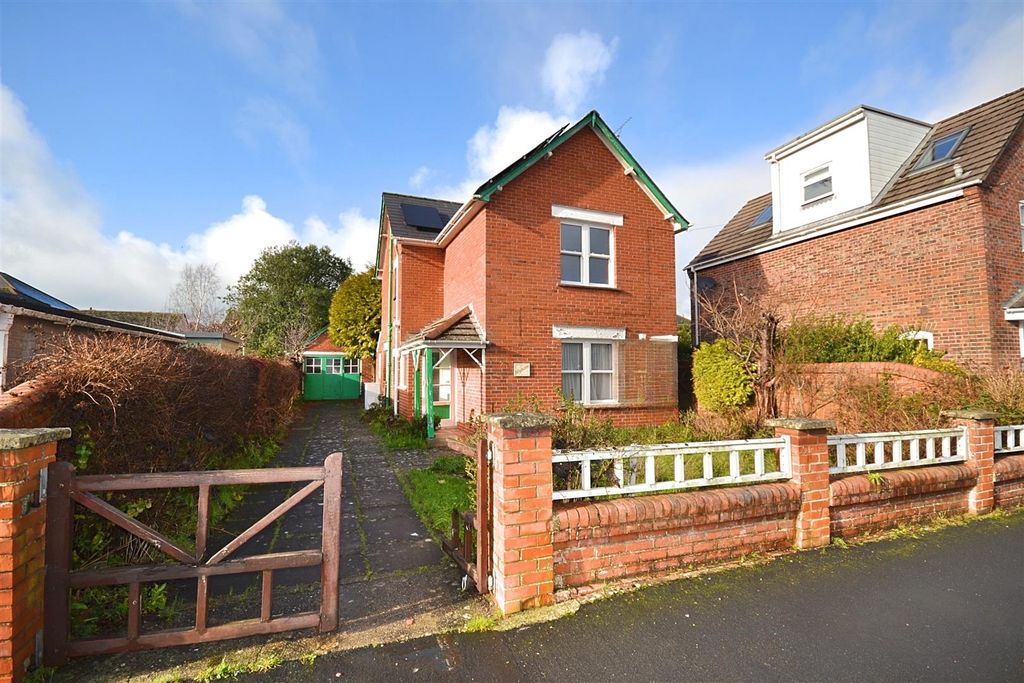 Property photo 1 of 28 Front1.Png