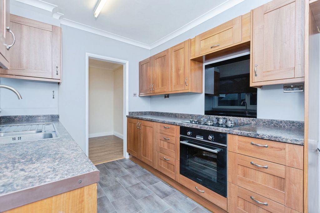 Property photo 2 of 20 Pbox-Img.Jpg