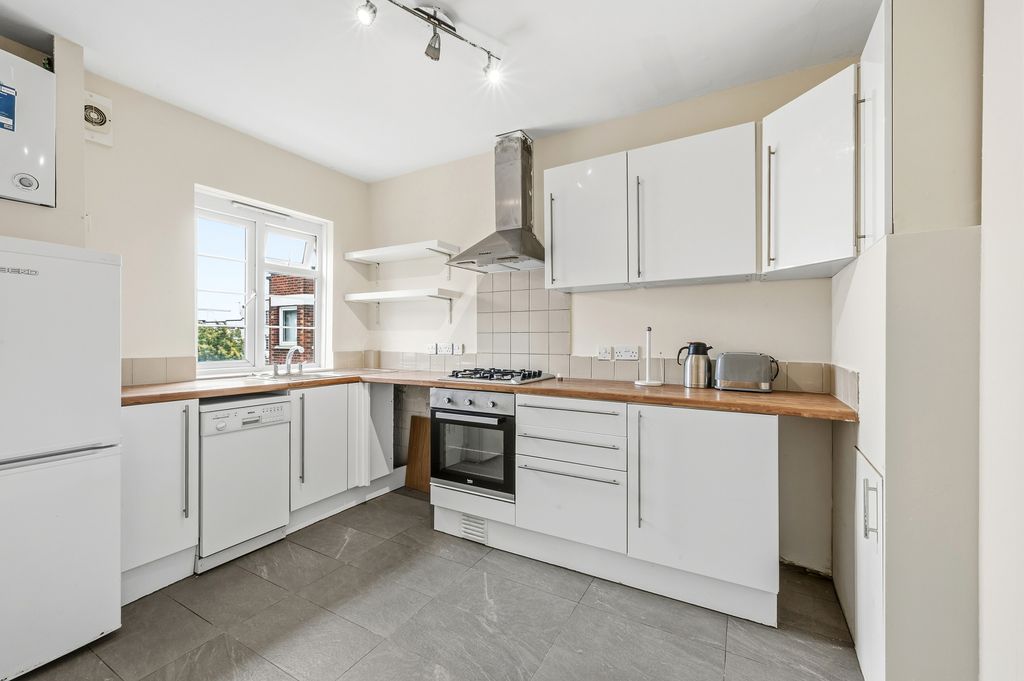 Property photo 2 of 16 Picture No. 16