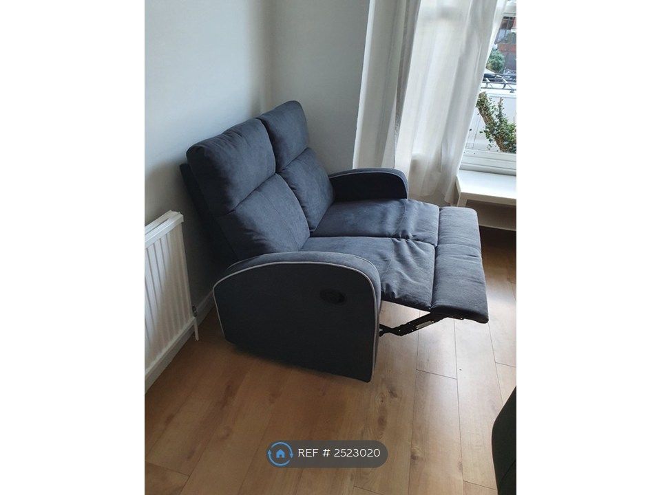 Property photo 3 of 10 Recliner Sofa