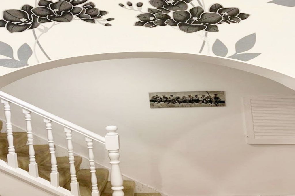 Property photo 3 of 5 Gallery