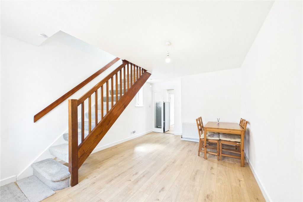 Property photo 3 of 9 Picture No. 07