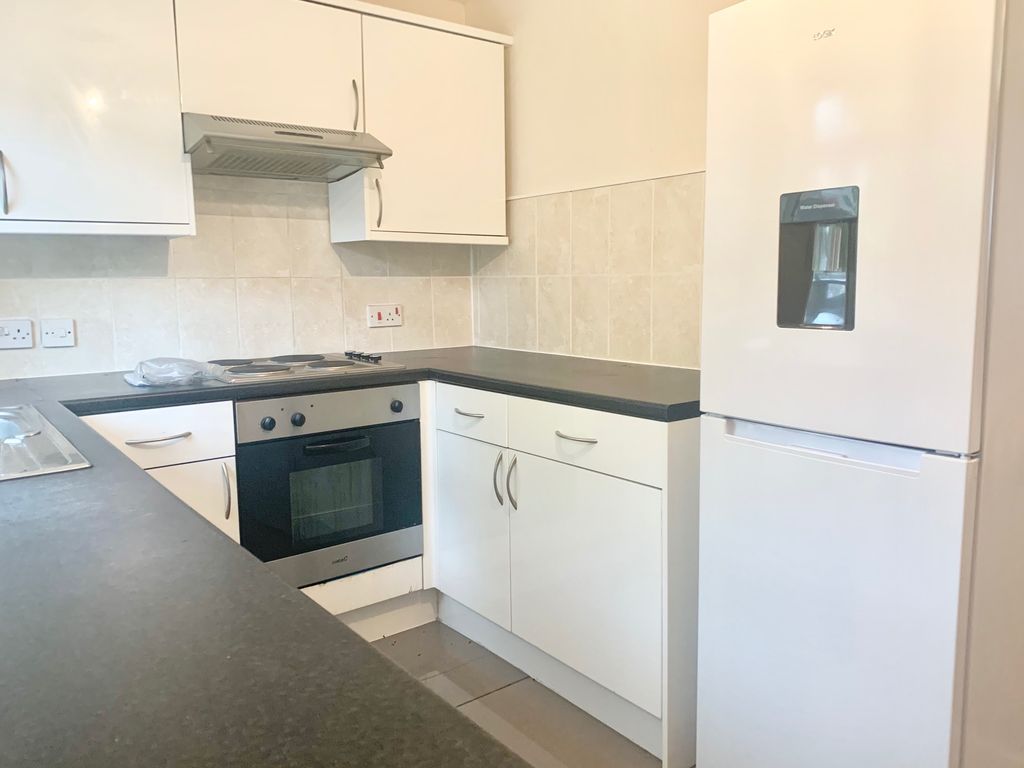 Property photo 1 of 4