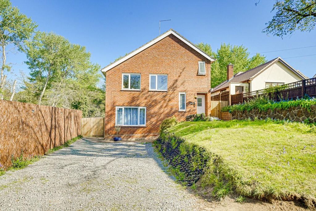 Property photo 1 of 20