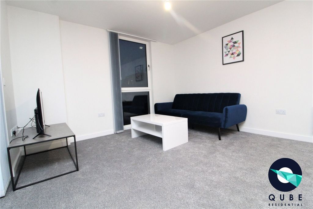 Property photo 3 of 11 Picture No. 02