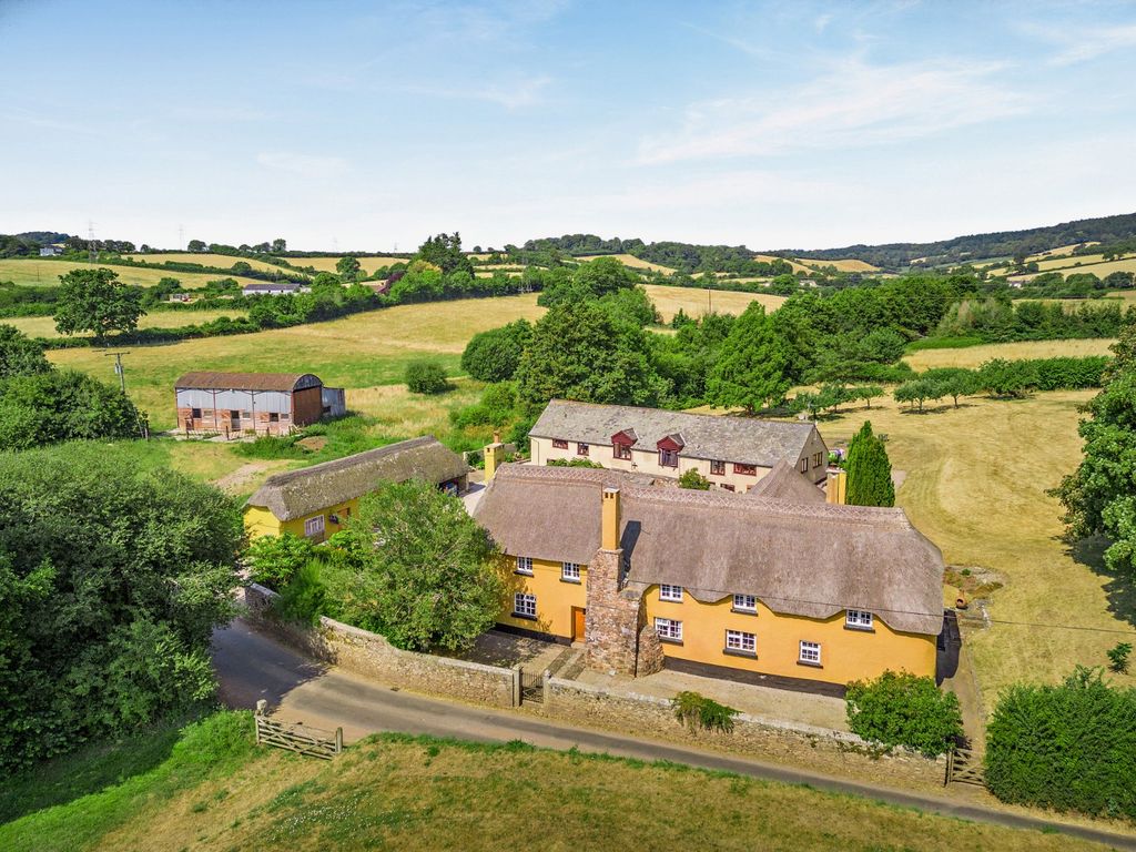 Property photo 1 of 23 Gulliford House