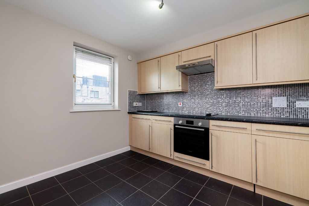 Property photo 3 of 16 Photo 3