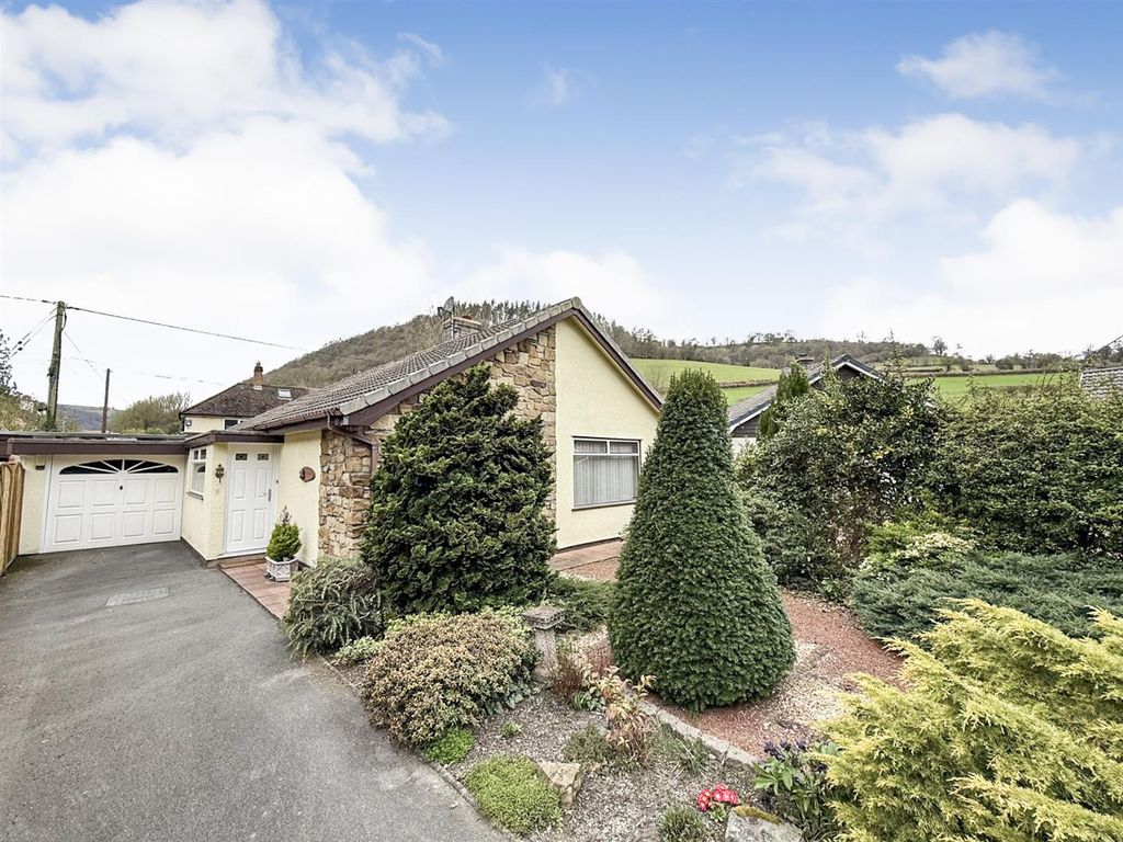 Property photo 1 of 17 To The Front