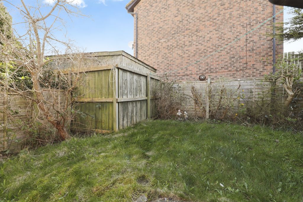 Property photo 2 of 8