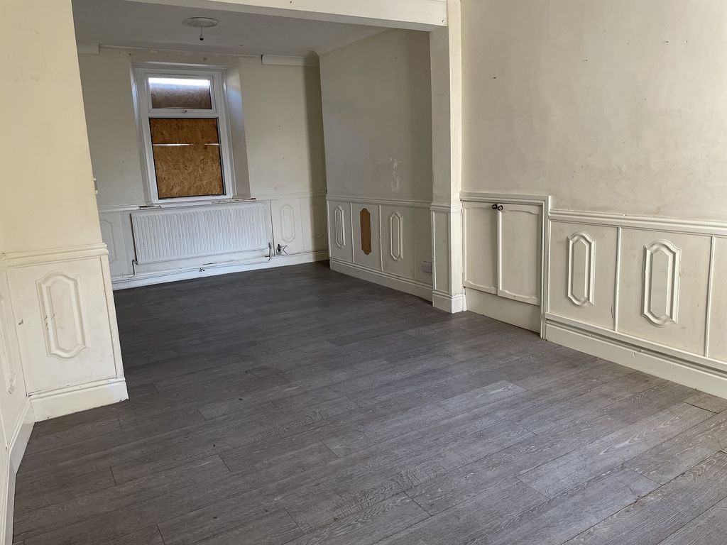 Property photo 2 of 16 Not Specified