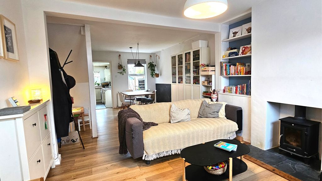 Property photo 2 of 24 Living Room