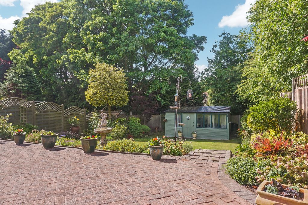 Property photo 2 of 15