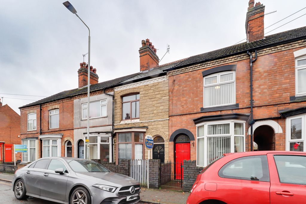 Property photo 1 of 12