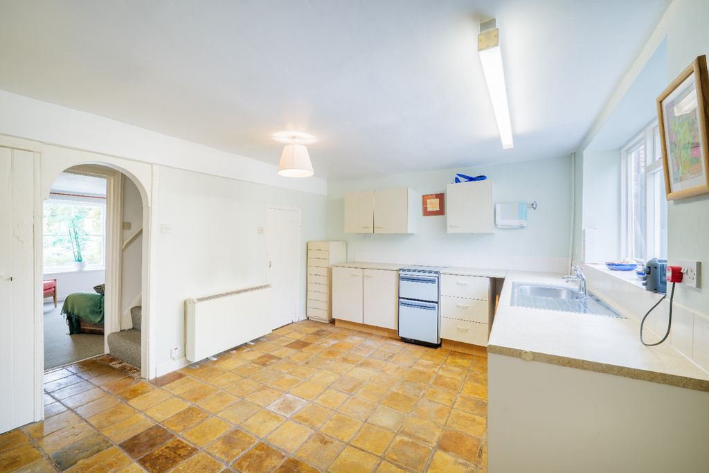 Property photo 2 of 24 5142325