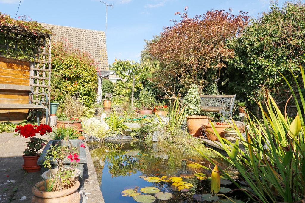 Property photo 3 of 24 4184825