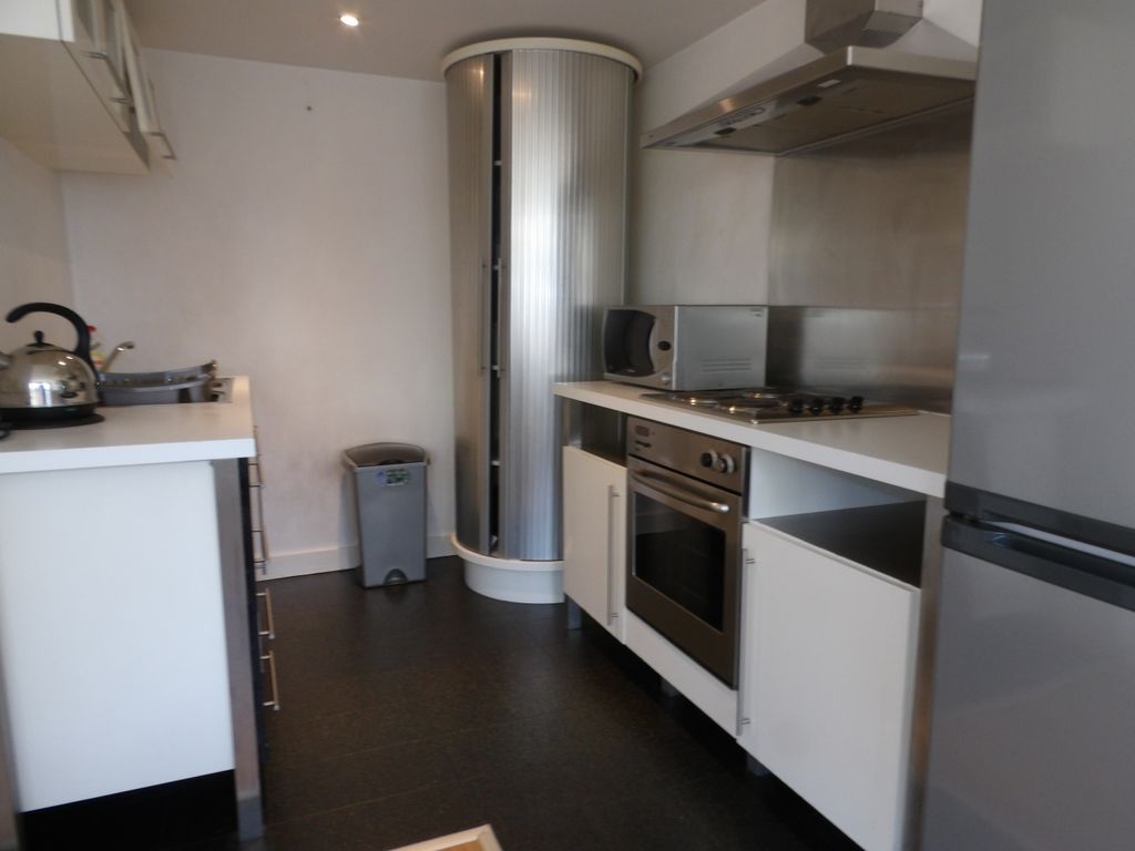 Property photo 1 of 5 Kitchen