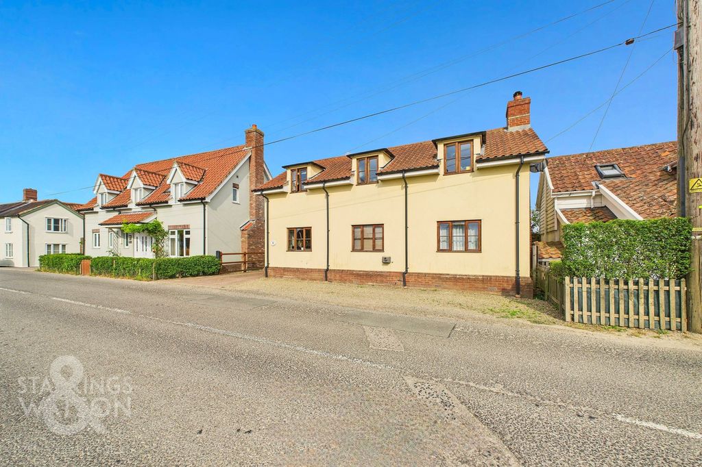 Property photo 2 of 33