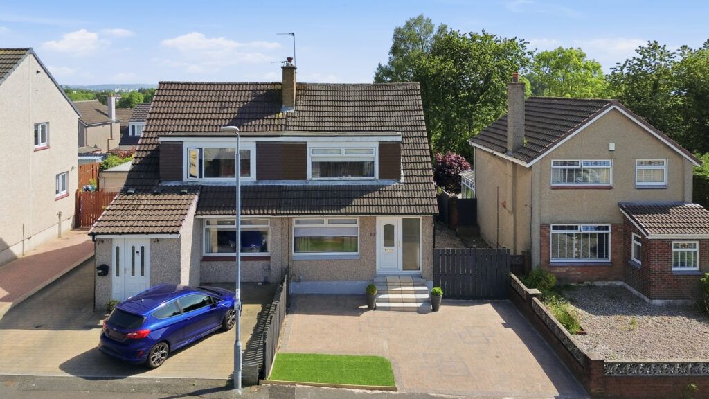 Property photo 1 of 24