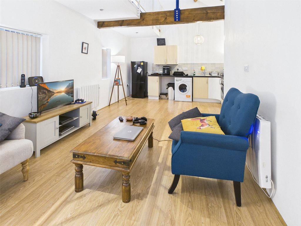 Property photo 2 of 13 Picture No. 04