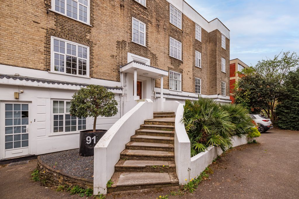 Property photo 2 of 12 Front (2)