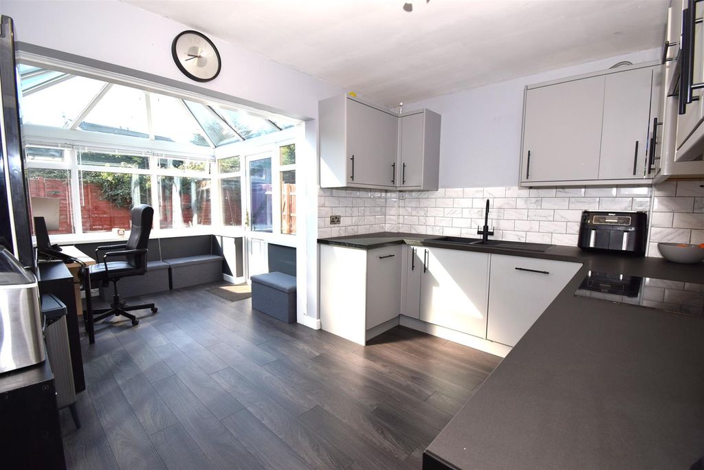 Property photo 2 of 14 Dsc_0002.Jpg