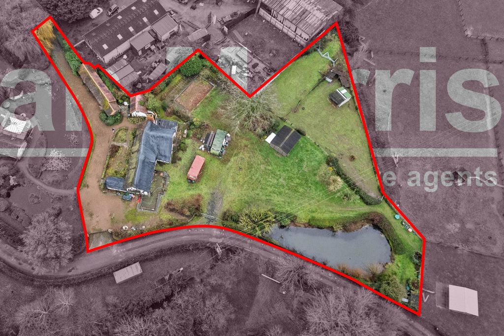 Property photo 2 of 14