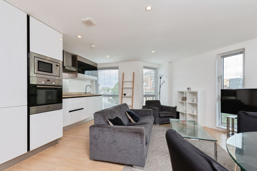 Property photo 1 of 20 Open Plan Living