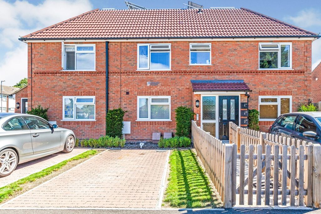 Property photo 2 of 14