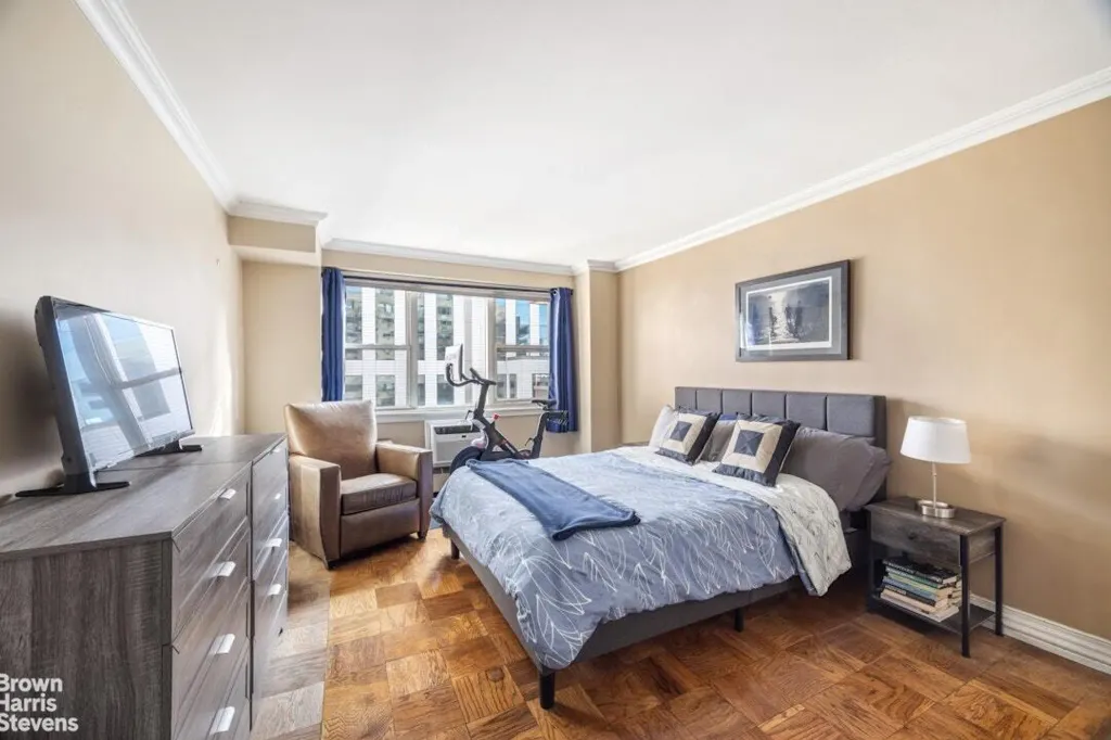 Property photo 2 of 12 <Alttext/>