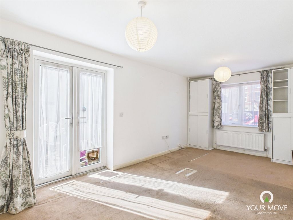 Property photo 3 of 16 Picture No. 08