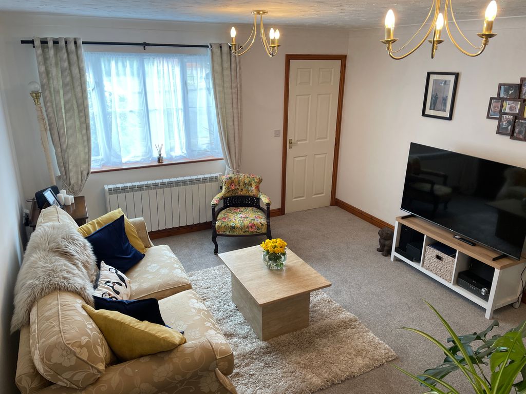 Property photo 3 of 10