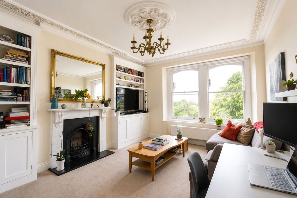 Property photo 2 of 11 Picture No. 08