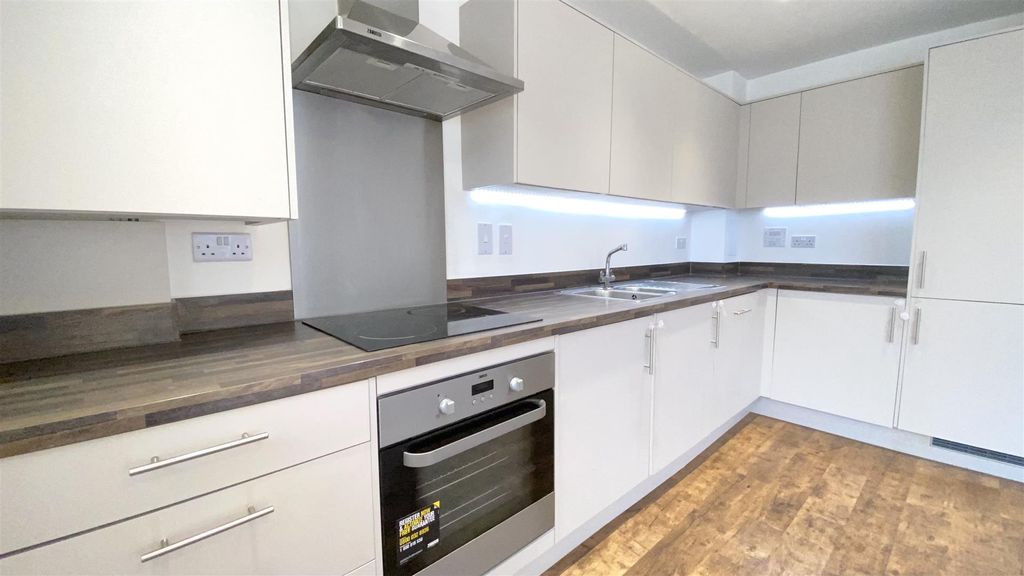 Additional image 21 of 2 bed flat for saleCastleridge Drive, Greenhithe DA9