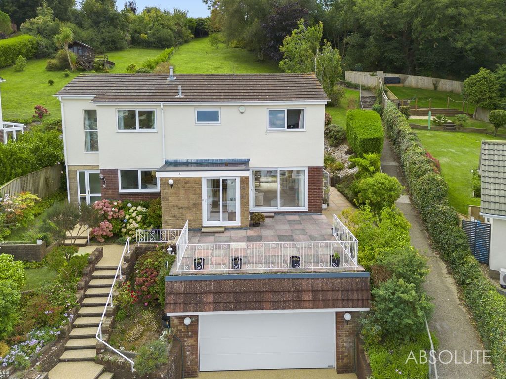 Property photo 1 of 26