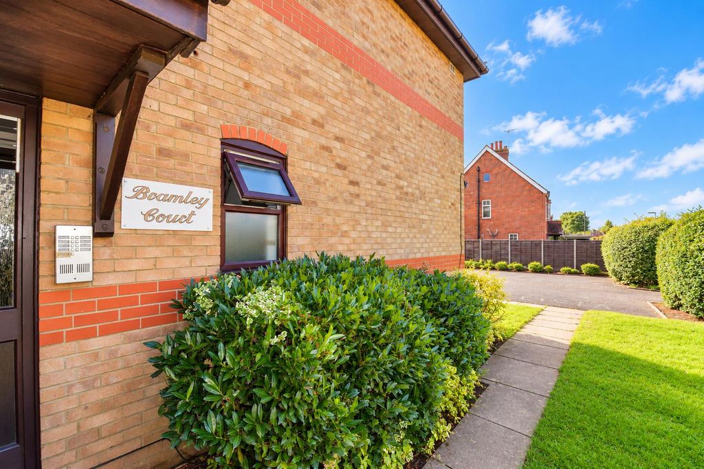 Property photo 1 of 11 Bramley Court Entrance In Sunshine.Png
