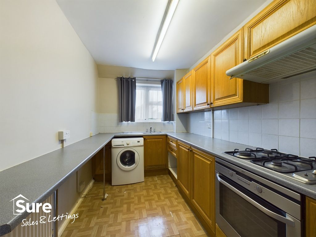 Property photo 3 of 14 3403586