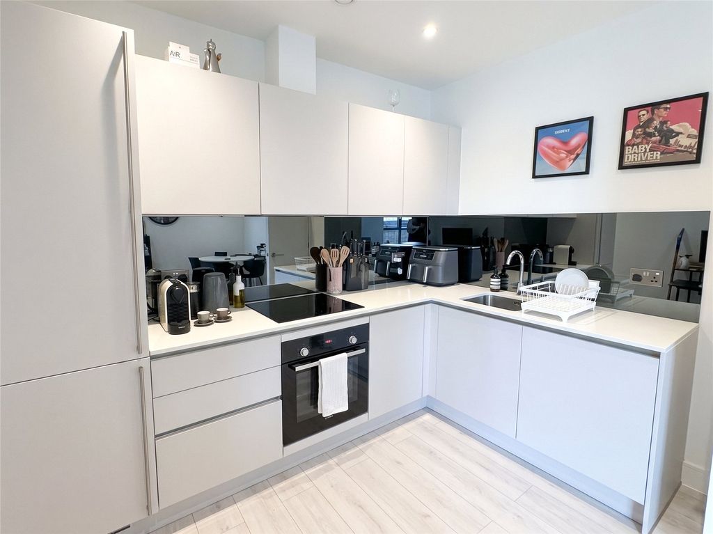 Property photo 2 of 13 Picture No. 06