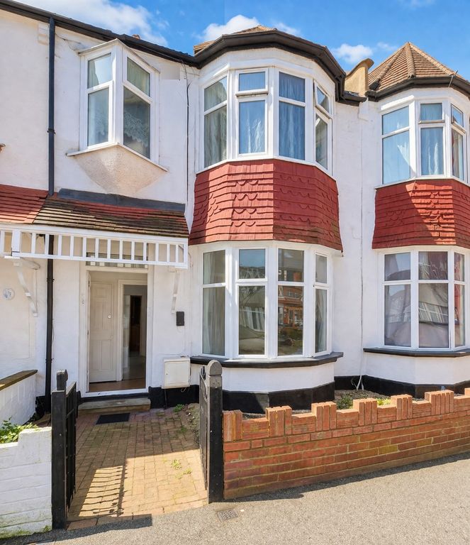 Property photo 1 of 8 Photo 0