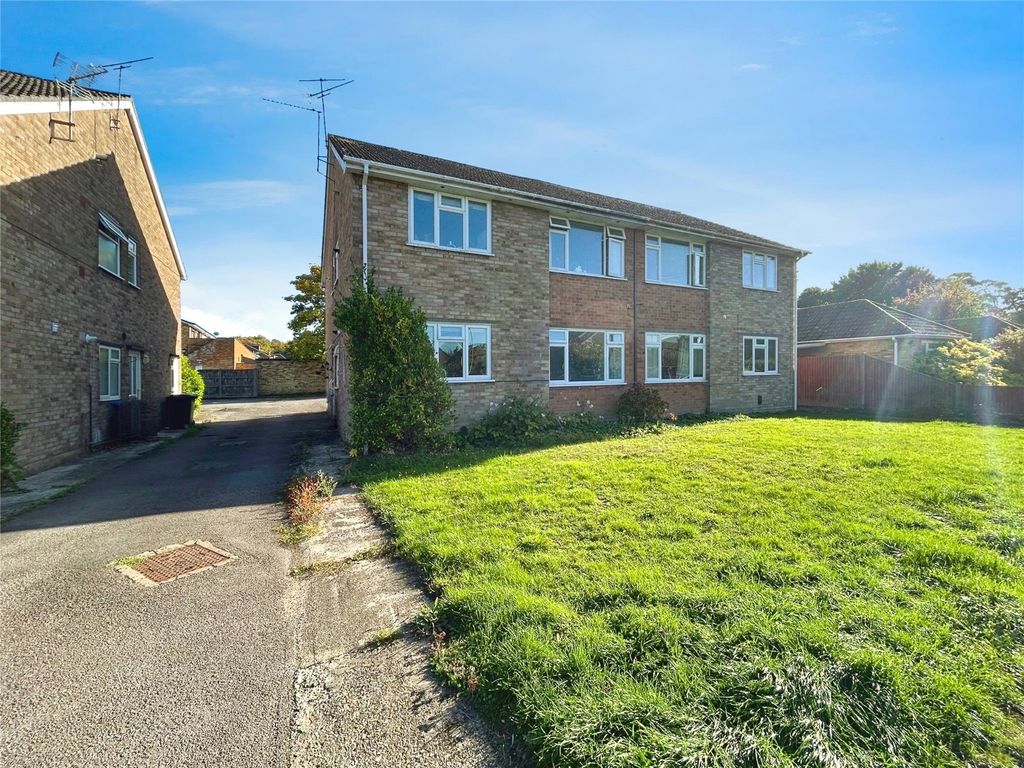 Property photo 1 of 10 Picture No. 06