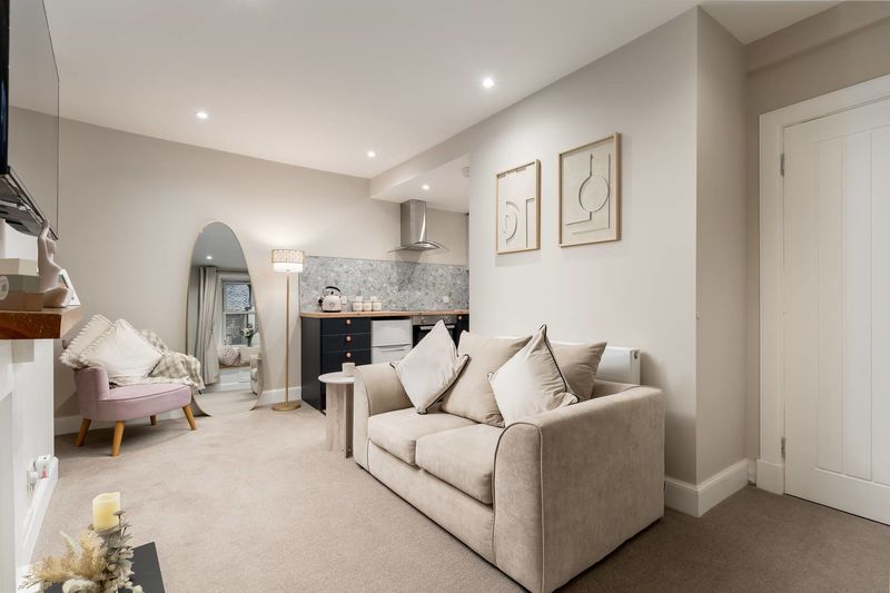 Property photo 3 of 13 Photo 5