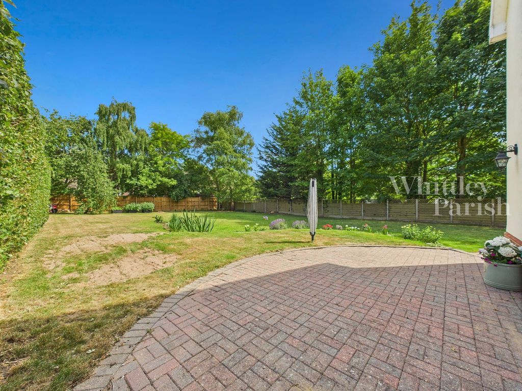 Property photo 3 of 25