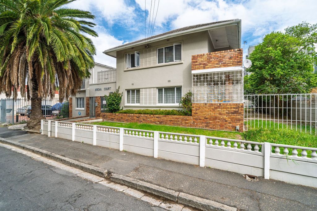 Property photo 1 of 14 Kw1737728