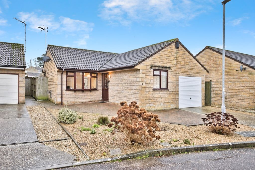 Property photo 1 of 14