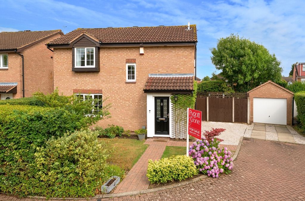 Property photo 1 of 21 -68777c93d4d13-l-1326184-1-6876Ef9875c5E-Arw