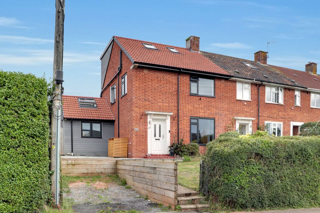 Property photo 1 of 17 Front