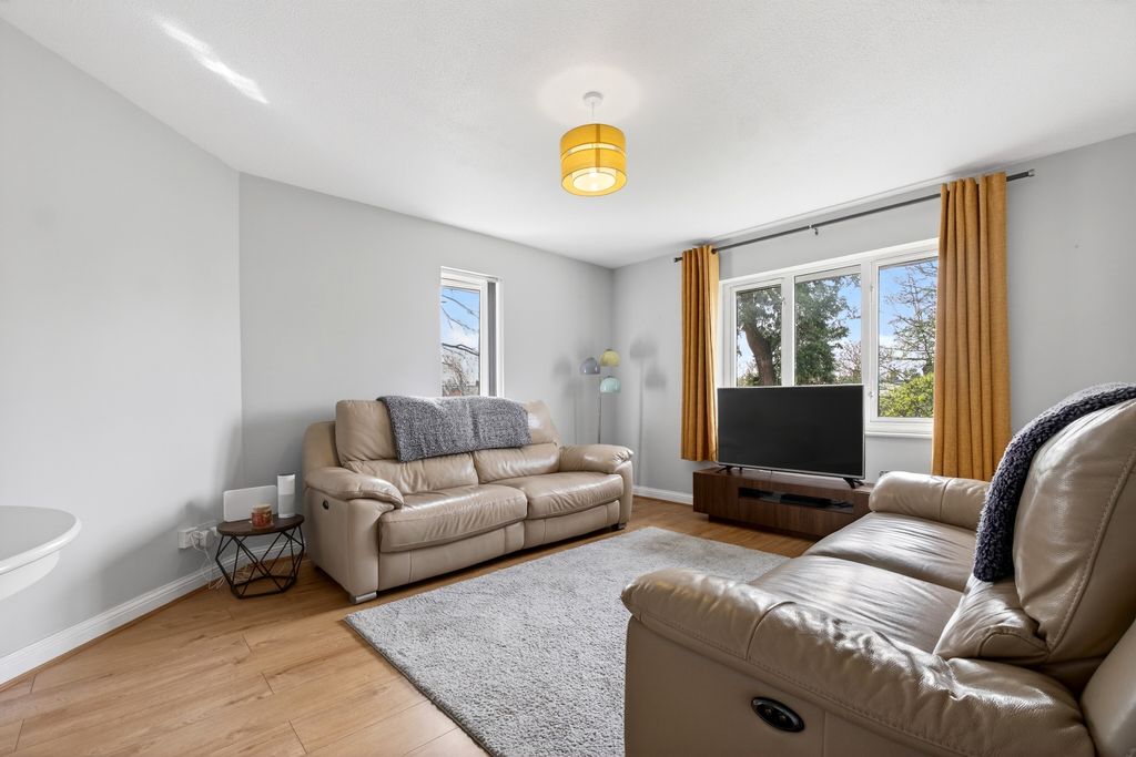 Property photo 2 of 8 Living Dining Room