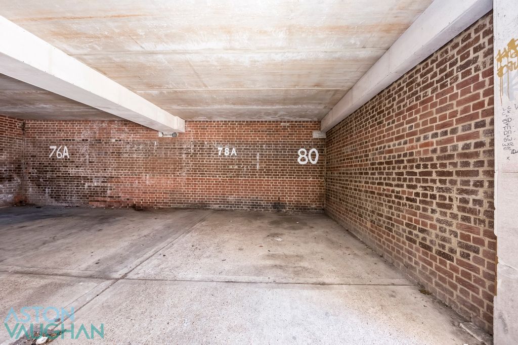 Property photo 3 of 7 5703512